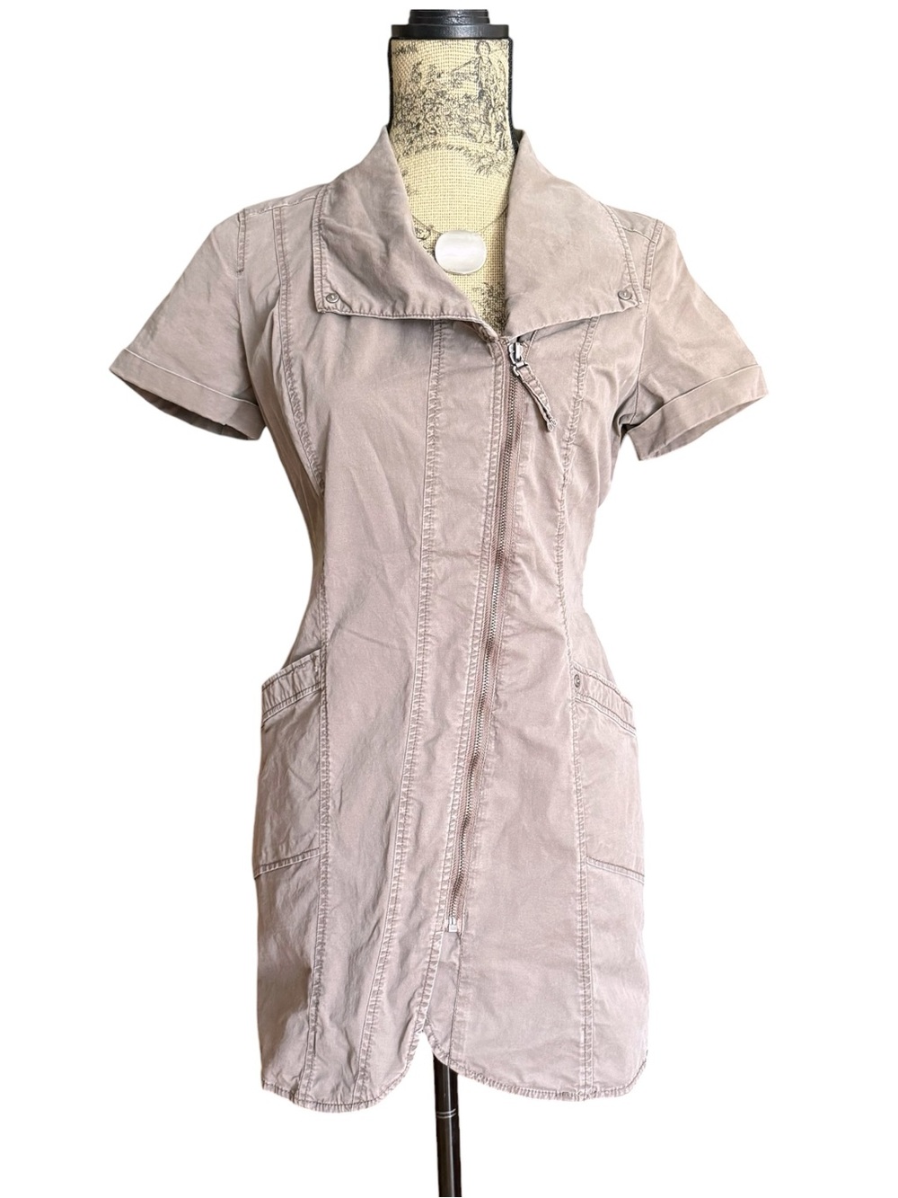 Y2K Dynamite Short-Sleeve Zip Front Jacket Dress Size L